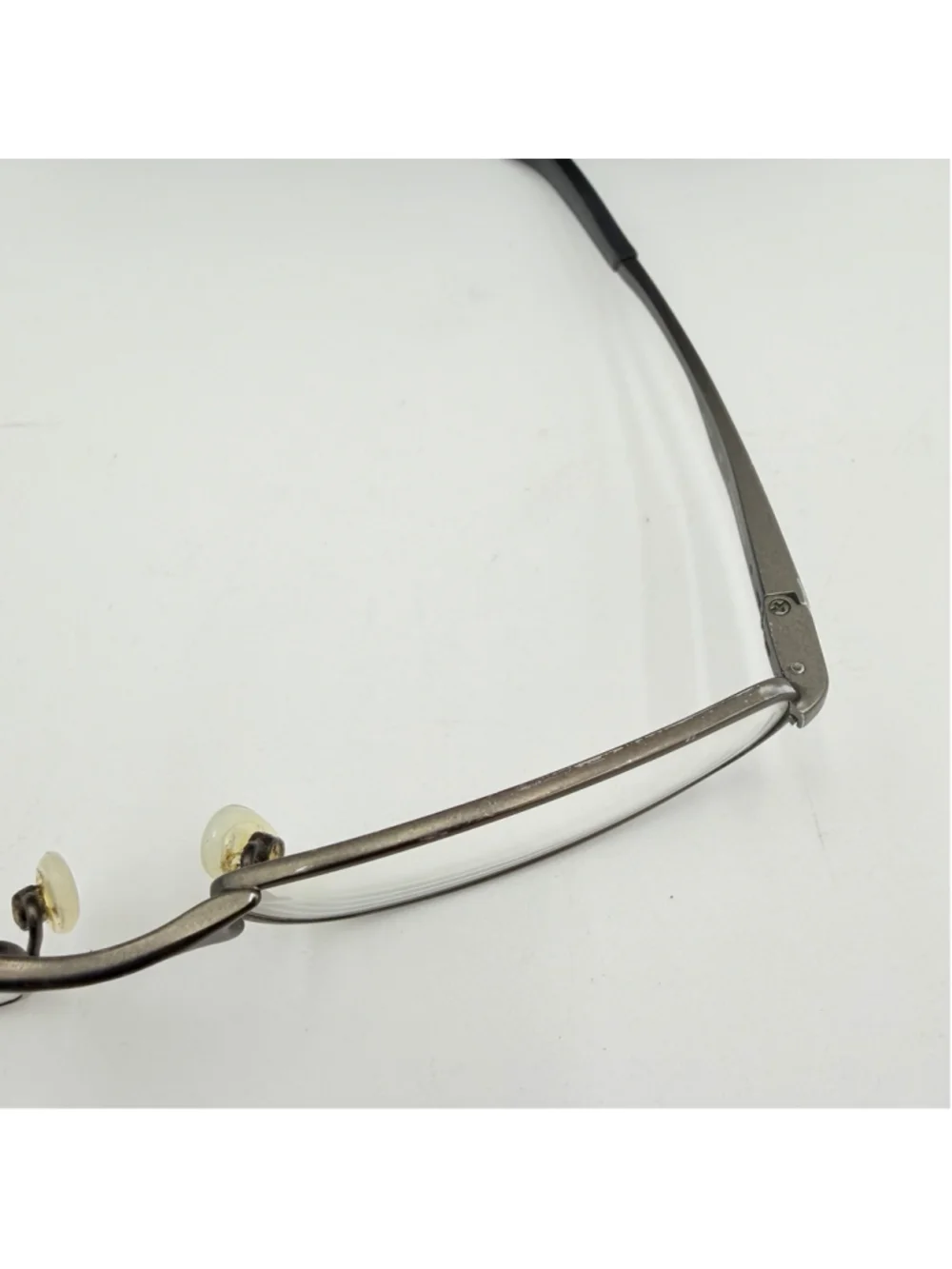 Oakley socket eyeglass